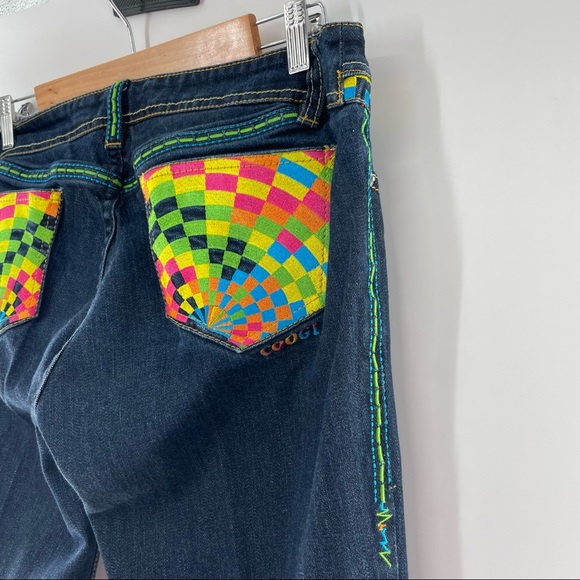 Coogi Jeans - Picture 5 of 12